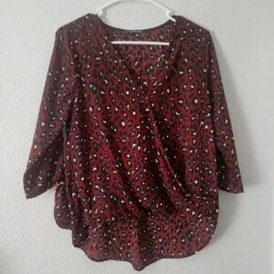 West Kei Faux Wrap Leopard Print Top Womens Small V-Neck 3/4 Sleeve Pleated Back